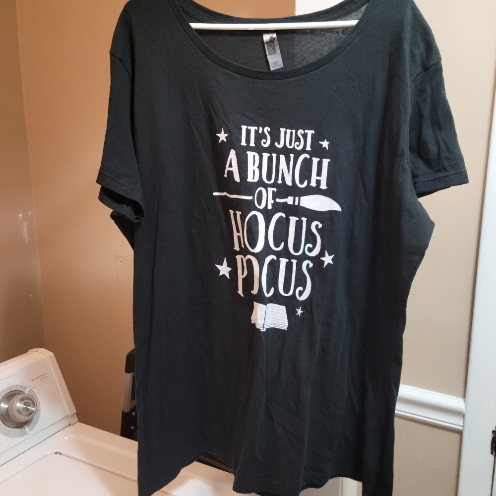 Cute tshirt!